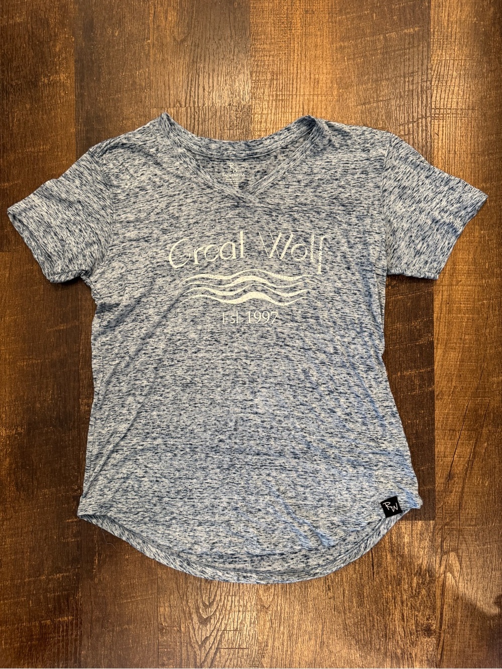 Women’s blue great wolf lodge heathered logo tee
